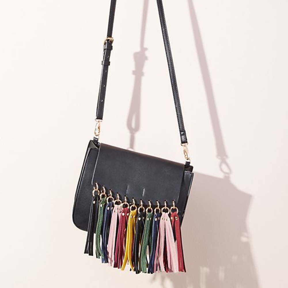 alba fringed crossbody ☾